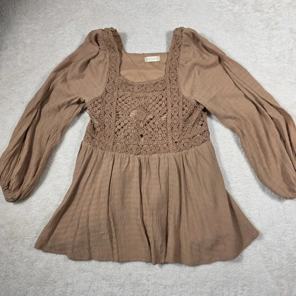 Altar'd State Babydoll Top Womens Medium‎ Tan Excellent Crochet Boho BMT1021C